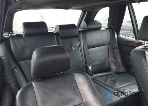 2006 BMW X5 4.8Is z USA, uszkodzony, nr VIN 5UXFA93566LE84820